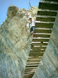 Via-Ferrata-Poingt-Ravier-C.jpg